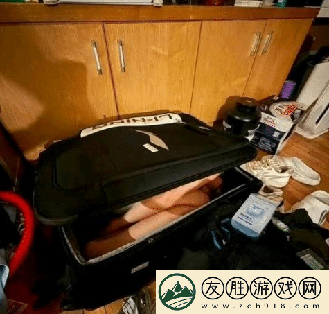 球員將女友藏行李箱帶宿舍通宵補(bǔ)課引熱議