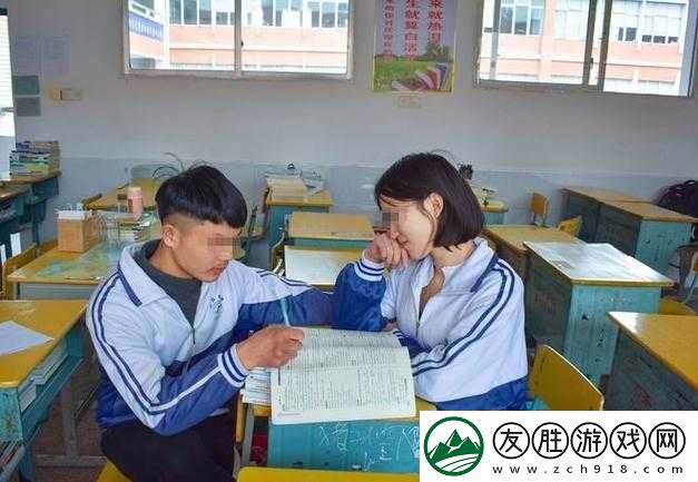 與女同桌親密接觸后-她下面變硬了-會因此懷孕嗎